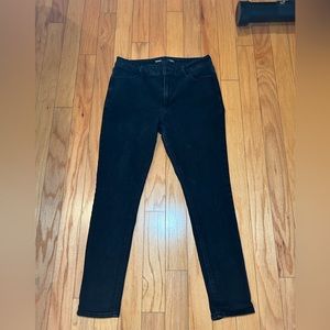 Old Navy High-Rise Super Skinny Black Jeans